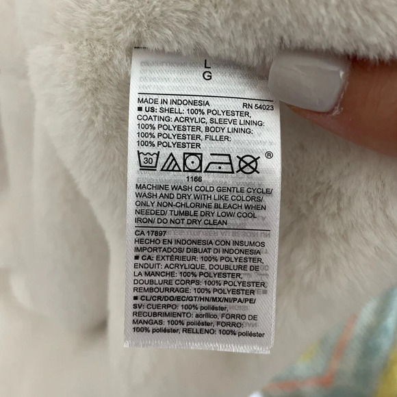 COPY - Women's Old Navy Faux Fur Lined Snow Jacket - Sz. L - Picture 2 of 8